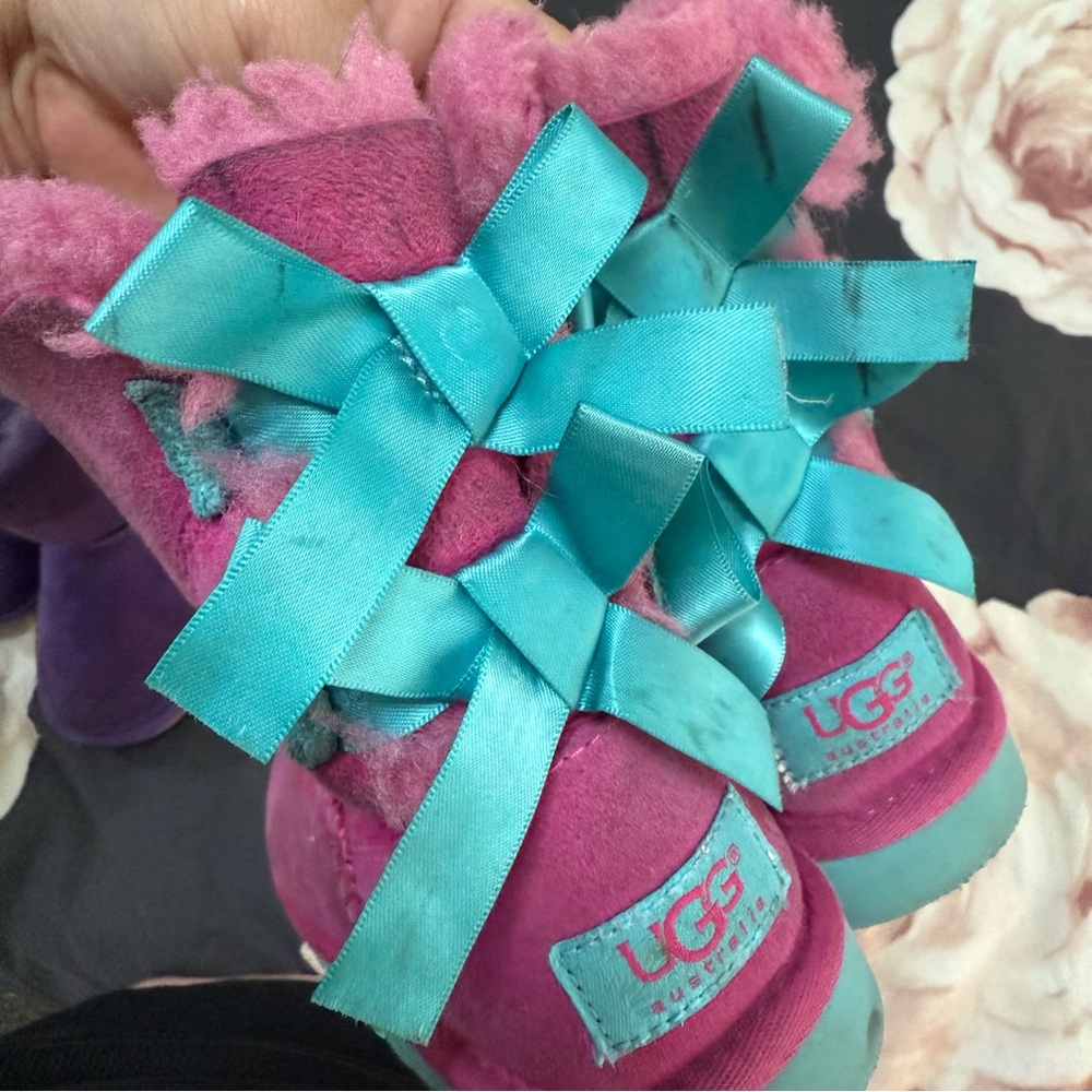 UGG Fuchsia Boots with Turquoise Bows - Picture 8 of 8